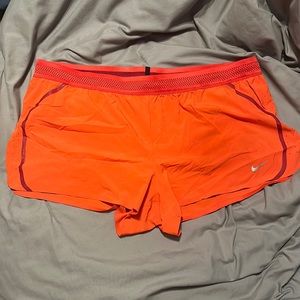 NWOT Nike running shorts size XL